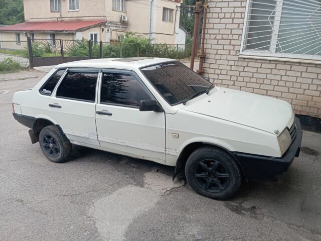 Белый ВАЗ 21099, объемом двигателя 0 л и пробегом 134 тыс. км за 620 $, фото 1 на Automoto.ua