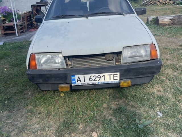Белый ВАЗ 21099, объемом двигателя 1.5 л и пробегом 100 тыс. км за 500 $, фото 1 на Automoto.ua