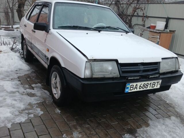 Білий ВАЗ 21099, об'ємом двигуна 1.5 л та пробігом 300 тис. км за 790 $, фото 1 на Automoto.ua