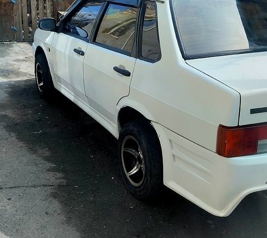 Белый ВАЗ 21099, объемом двигателя 15 л и пробегом 250 тыс. км за 1500 $, фото 1 на Automoto.ua