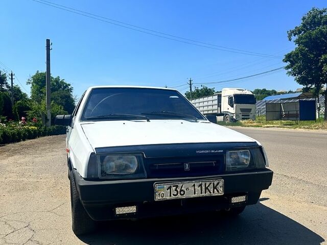 Белый ВАЗ 21099, объемом двигателя 1.5 л и пробегом 250 тыс. км за 700 $, фото 1 на Automoto.ua