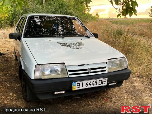 Білий ВАЗ 21099, об'ємом двигуна 1.5 л та пробігом 380 тис. км за 950 $, фото 1 на Automoto.ua