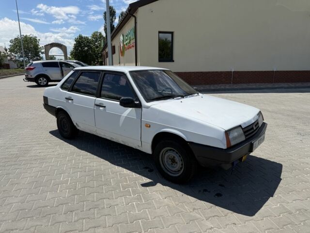 Білий ВАЗ 21099, об'ємом двигуна 1.5 л та пробігом 200 тис. км за 563 $, фото 1 на Automoto.ua
