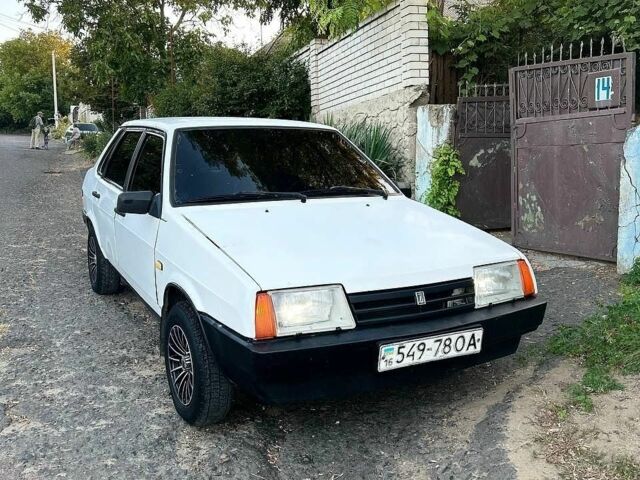 Білий ВАЗ 21099, об'ємом двигуна 0 л та пробігом 500 тис. км за 1300 $, фото 1 на Automoto.ua
