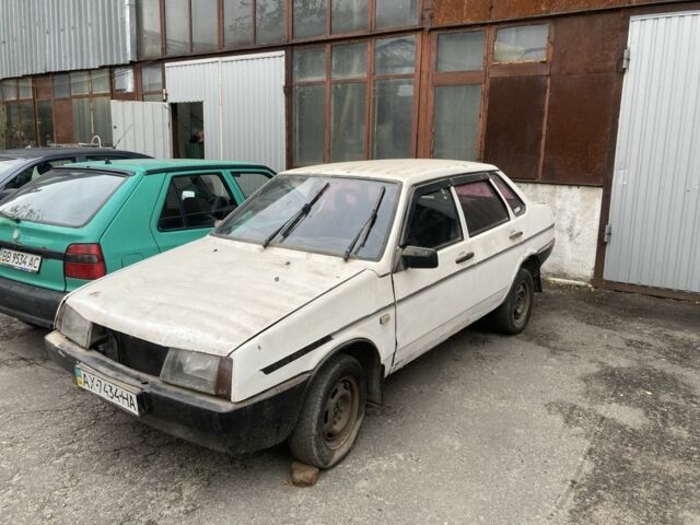 Белый ВАЗ 21099, объемом двигателя 1.5 л и пробегом 300 тыс. км за 400 $, фото 1 на Automoto.ua