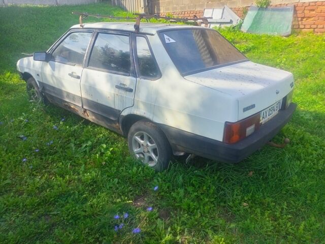 Белый ВАЗ 21099, объемом двигателя 1.5 л и пробегом 240 тыс. км за 400 $, фото 1 на Automoto.ua