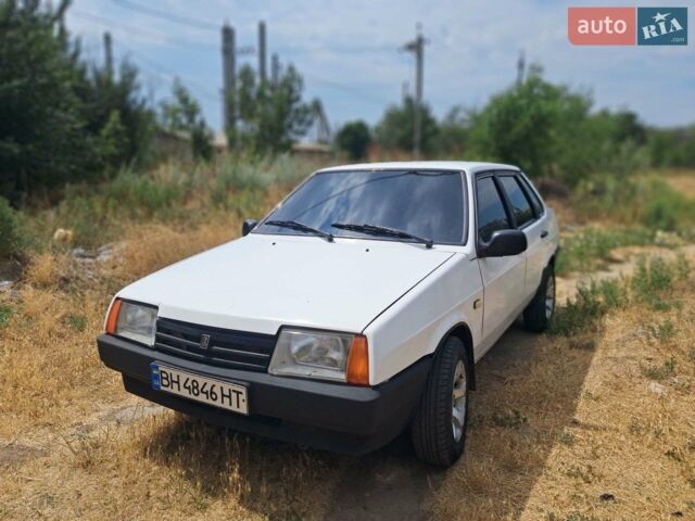 Білий ВАЗ 21099, об'ємом двигуна 1.5 л та пробігом 200 тис. км за 1400 $, фото 1 на Automoto.ua