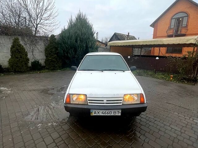 Білий ВАЗ 21099, об'ємом двигуна 1.5 л та пробігом 250 тис. км за 950 $, фото 1 на Automoto.ua