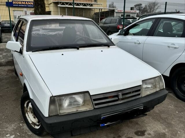 Белый ВАЗ 21099, объемом двигателя 1.5 л и пробегом 3 тыс. км за 1700 $, фото 1 на Automoto.ua