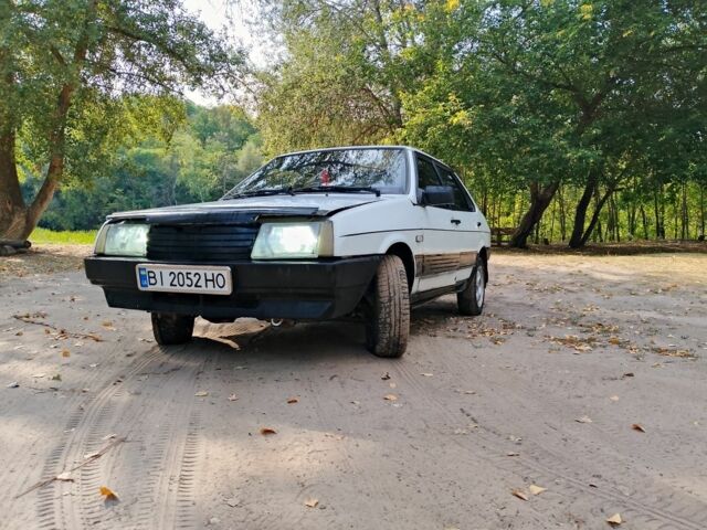 Білий ВАЗ 21099, об'ємом двигуна 1.5 л та пробігом 1 тис. км за 401 $, фото 1 на Automoto.ua