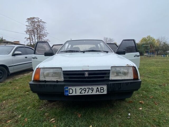 Белый ВАЗ 21099, объемом двигателя 1.5 л и пробегом 3 тыс. км за 888 $, фото 1 на Automoto.ua