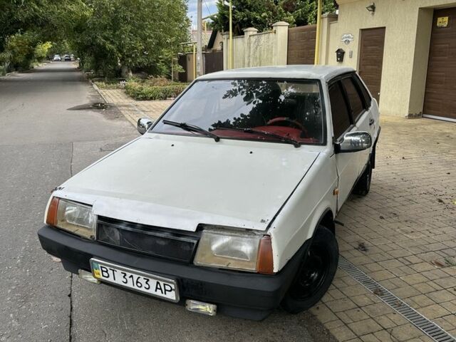 Білий ВАЗ 21099, об'ємом двигуна 1.5 л та пробігом 168 тис. км за 700 $, фото 1 на Automoto.ua