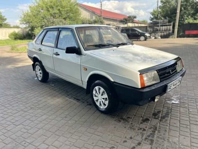 Білий ВАЗ 21099, об'ємом двигуна 1.5 л та пробігом 200 тис. км за 1100 $, фото 1 на Automoto.ua
