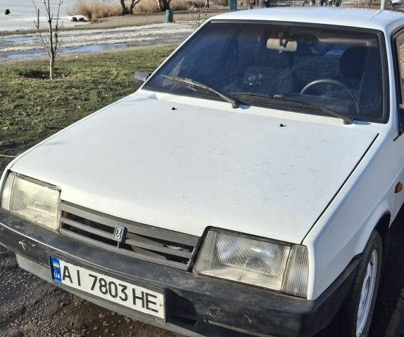 Белый ВАЗ 21099, объемом двигателя 1.5 л и пробегом 404 тыс. км за 1800 $, фото 1 на Automoto.ua