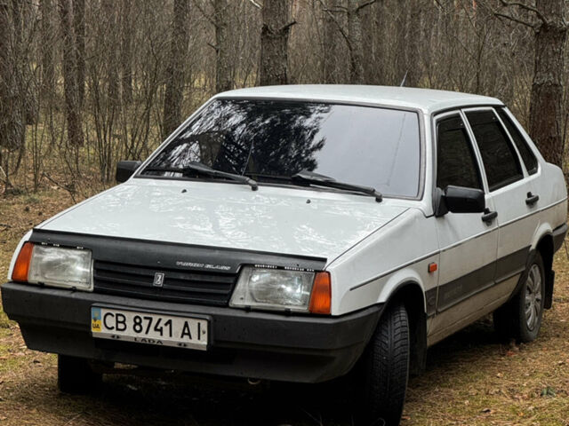 Білий ВАЗ 21099, об'ємом двигуна 1.6 л та пробігом 223 тис. км за 1000 $, фото 1 на Automoto.ua
