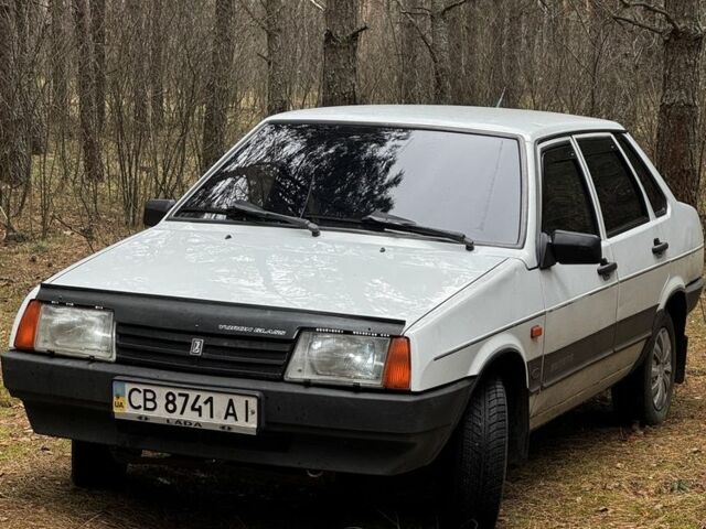 Белый ВАЗ 21099, объемом двигателя 1.5 л и пробегом 223 тыс. км за 1300 $, фото 1 на Automoto.ua