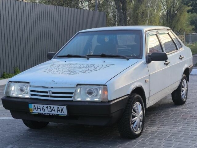 Белый ВАЗ 21099, объемом двигателя 0 л и пробегом 333 тыс. км за 800 $, фото 1 на Automoto.ua