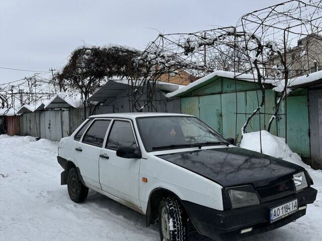 Белый ВАЗ 21099, объемом двигателя 1.5 л и пробегом 213 тыс. км за 1650 $, фото 1 на Automoto.ua