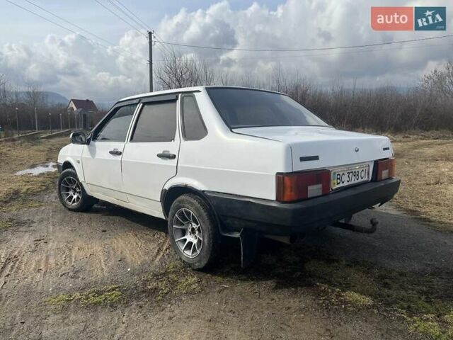 Белый ВАЗ 21099, объемом двигателя 0 л и пробегом 200 тыс. км за 750 $, фото 1 на Automoto.ua