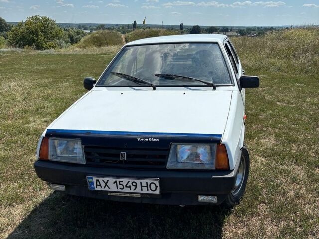 Белый ВАЗ 21099, объемом двигателя 1.5 л и пробегом 82 тыс. км за 1700 $, фото 1 на Automoto.ua