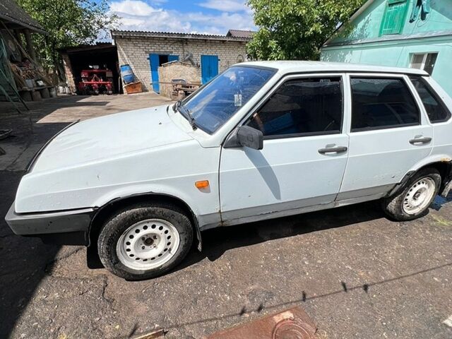 Білий ВАЗ 21099, об'ємом двигуна 1.5 л та пробігом 264 тис. км за 700 $, фото 1 на Automoto.ua