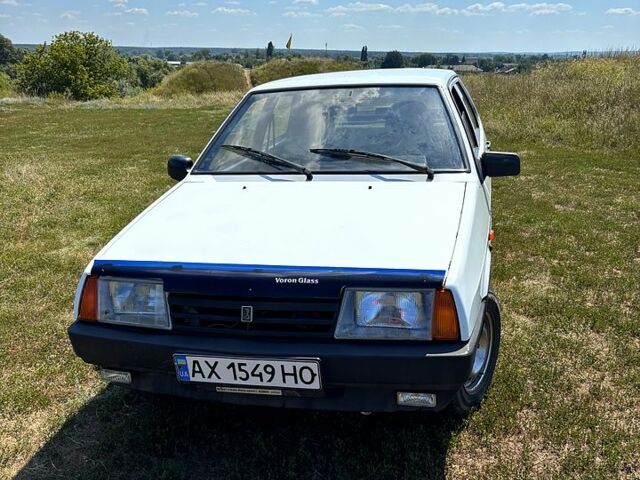 Білий ВАЗ 21099, об'ємом двигуна 1.5 л та пробігом 82 тис. км за 1700 $, фото 1 на Automoto.ua