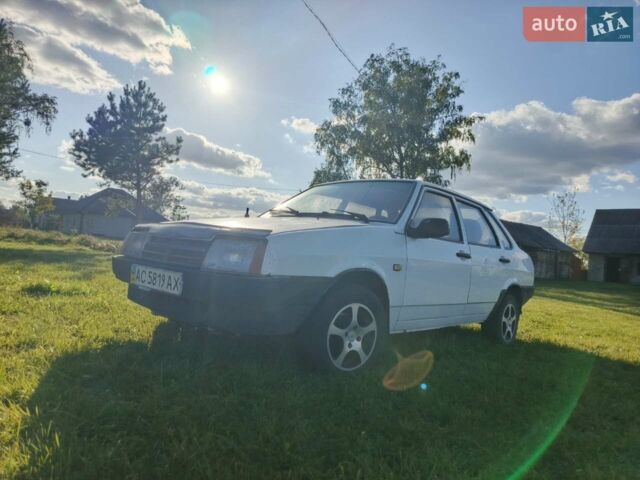 Белый ВАЗ 21099, объемом двигателя 1.5 л и пробегом 177 тыс. км за 1550 $, фото 1 на Automoto.ua