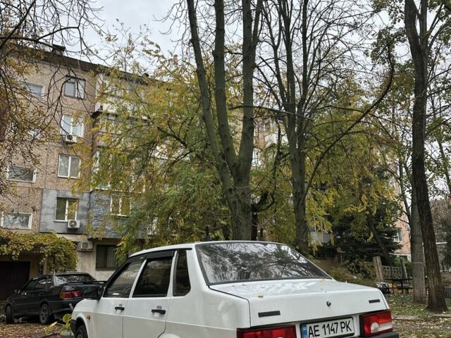 ВАЗ 21099 2008 у Кривому Розі на Automoto.ua Білий ВАЗ 21099, об'ємом двигуна 1.6 л та пробігом 53 тис. км за 1250 $, фото 1 на Automoto.ua