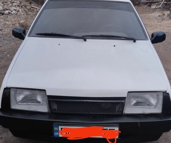 Белый ВАЗ 21099, объемом двигателя 1.5 л и пробегом 121 тыс. км за 1700 $, фото 1 на Automoto.ua