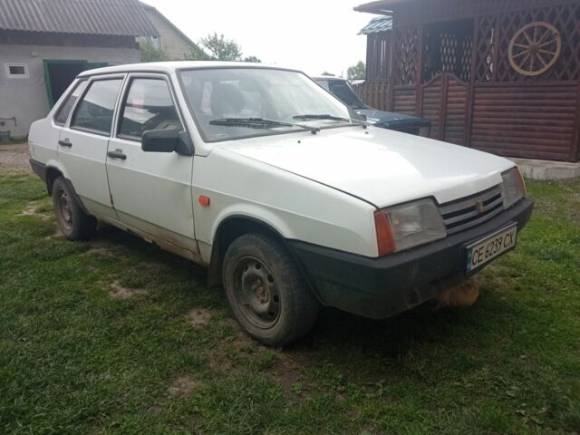 Білий ВАЗ 21099, об'ємом двигуна 1.5 л та пробігом 197 тис. км за 900 $, фото 1 на Automoto.ua