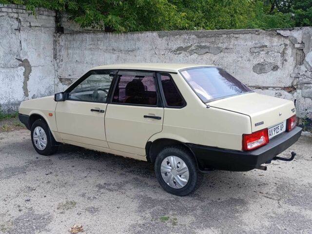 Бежевий ВАЗ 21099, об'ємом двигуна 1.5 л та пробігом 200 тис. км за 1467 $, фото 1 на Automoto.ua