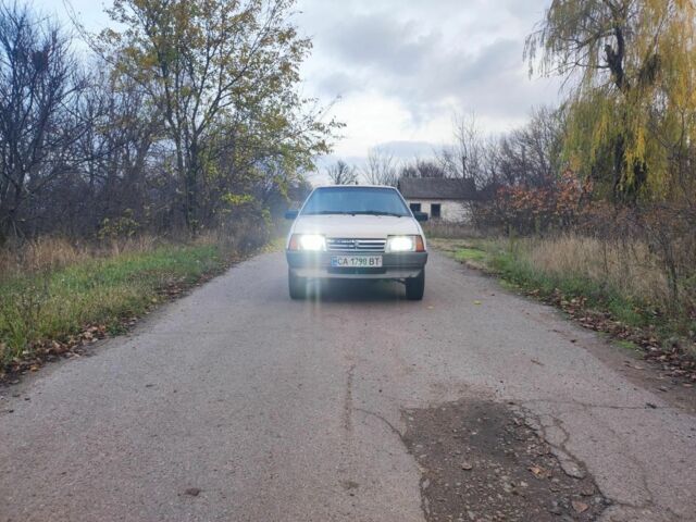 Бежевый ВАЗ 21099, объемом двигателя 1.5 л и пробегом 1000 тыс. км за 700 $, фото 1 на Automoto.ua