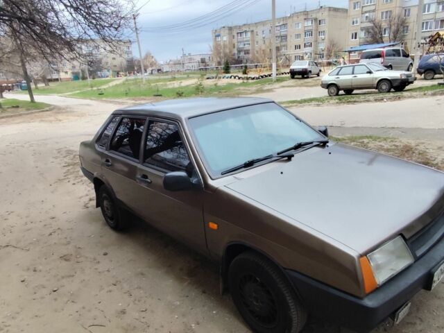 Бежевый ВАЗ 21099, объемом двигателя 1.5 л и пробегом 250 тыс. км за 1500 $, фото 1 на Automoto.ua