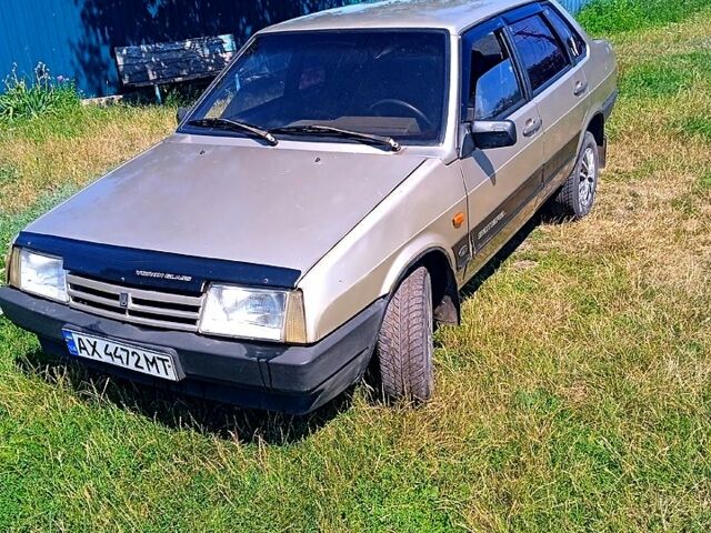 Бежевый ВАЗ 21099, объемом двигателя 1.5 л и пробегом 240 тыс. км за 1350 $, фото 1 на Automoto.ua