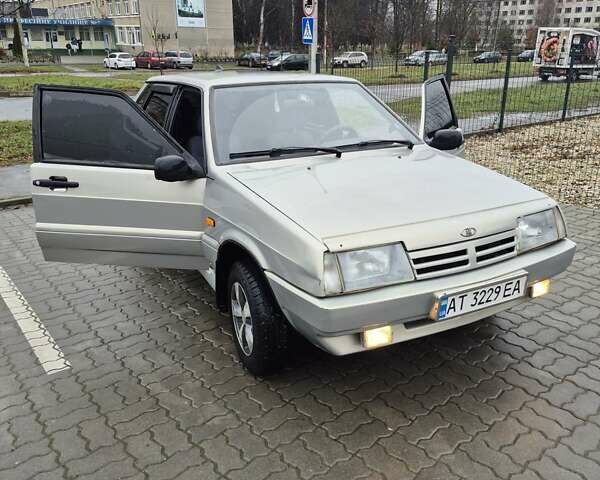 Бежевый ВАЗ 21099, объемом двигателя 1.6 л и пробегом 92 тыс. км за 1500 $, фото 1 на Automoto.ua