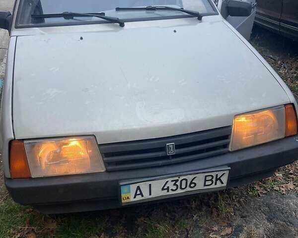 Бежевий ВАЗ 21099, об'ємом двигуна 1.6 л та пробігом 112 тис. км за 2000 $, фото 1 на Automoto.ua