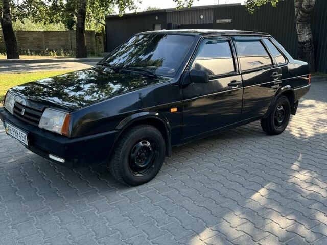 Черный ВАЗ 21099, объемом двигателя 1.5 л и пробегом 166 тыс. км за 1800 $, фото 1 на Automoto.ua