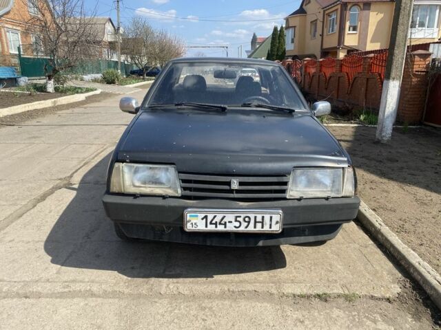 Черный ВАЗ 21099, объемом двигателя 0 л и пробегом 1000 тыс. км за 900 $, фото 1 на Automoto.ua