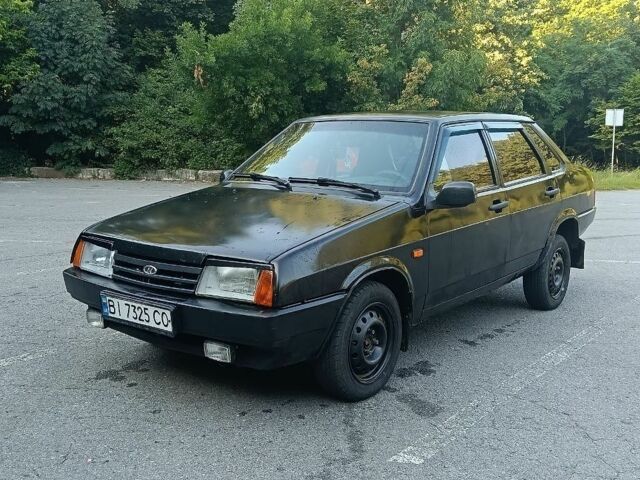 Черный ВАЗ 21099, объемом двигателя 1.5 л и пробегом 400 тыс. км за 950 $, фото 1 на Automoto.ua