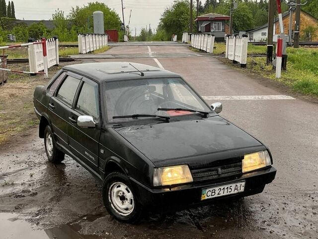 Чорний ВАЗ 21099, об'ємом двигуна 1.5 л та пробігом 310 тис. км за 800 $, фото 1 на Automoto.ua