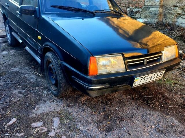 Чорний ВАЗ 21099, об'ємом двигуна 1.5 л та пробігом 123 тис. км за 600 $, фото 1 на Automoto.ua