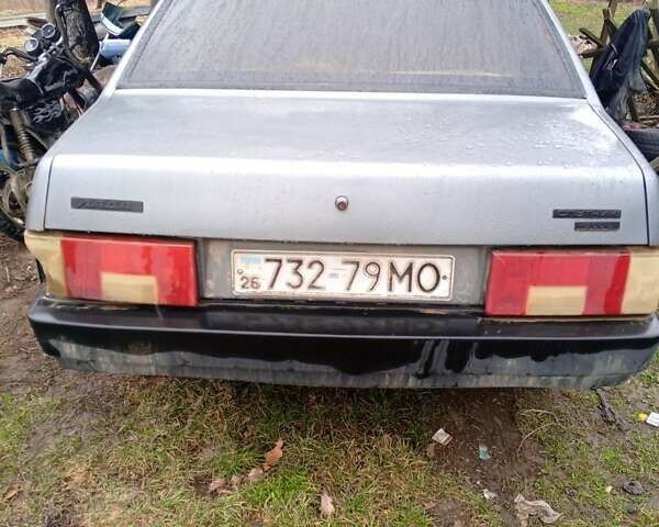 Черный ВАЗ 21099, объемом двигателя 1.6 л и пробегом 258 тыс. км за 1200 $, фото 1 на Automoto.ua