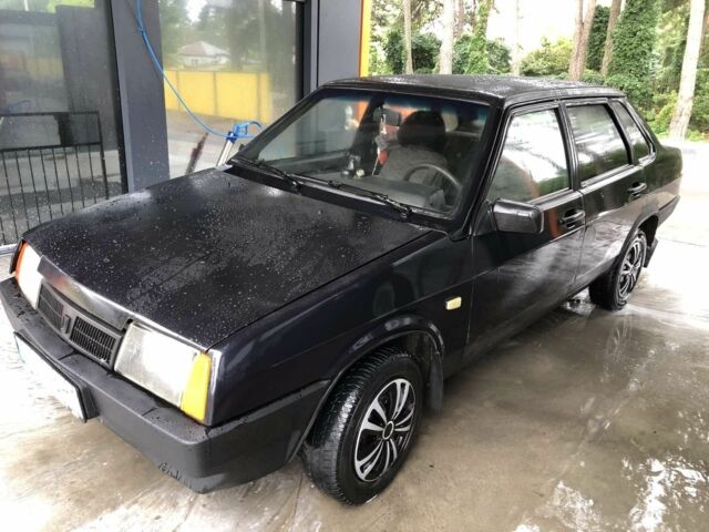 Чорний ВАЗ 21099, об'ємом двигуна 1.5 л та пробігом 310 тис. км за 1055 $, фото 1 на Automoto.ua