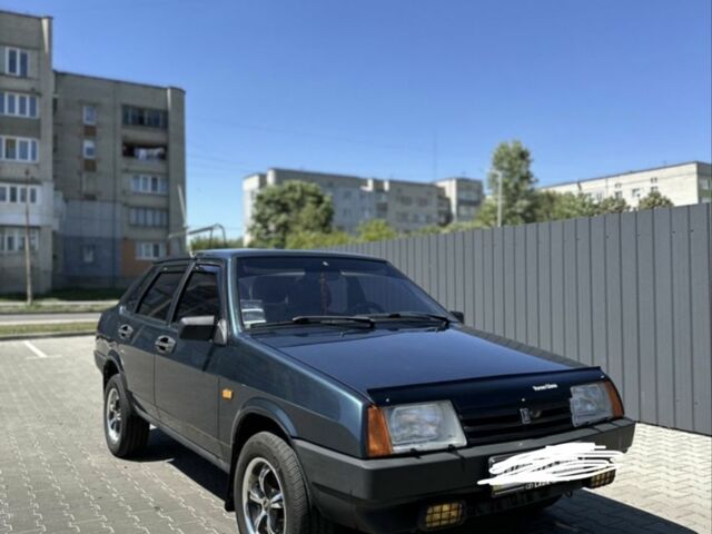 Черный ВАЗ 21099, объемом двигателя 1.5 л и пробегом 178 тыс. км за 1200 $, фото 1 на Automoto.ua