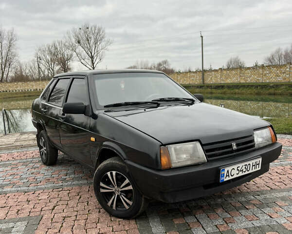 Черный ВАЗ 21099, объемом двигателя 1.5 л и пробегом 150 тыс. км за 2850 $, фото 1 на Automoto.ua