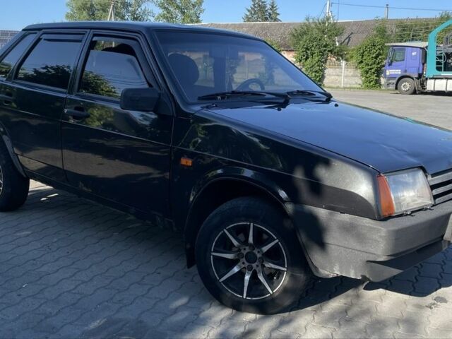 Черный ВАЗ 21099, объемом двигателя 1.5 л и пробегом 151 тыс. км за 1200 $, фото 1 на Automoto.ua