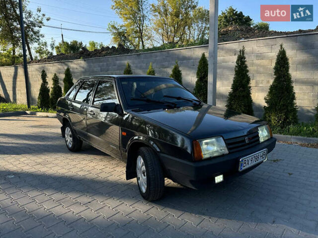 Черный ВАЗ 21099, объемом двигателя 1.5 л и пробегом 233 тыс. км за 2000 $, фото 1 на Automoto.ua