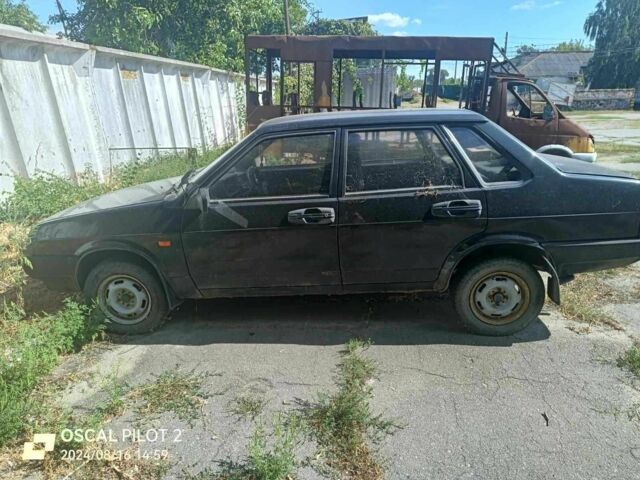 Черный ВАЗ 21099, объемом двигателя 0 л и пробегом 400 тыс. км за 1200 $, фото 1 на Automoto.ua