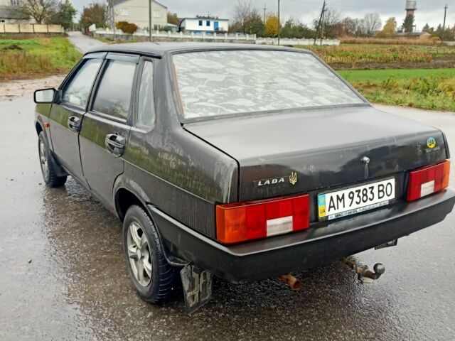 Черный ВАЗ 21099, объемом двигателя 1.5 л и пробегом 170 тыс. км за 1200 $, фото 1 на Automoto.ua