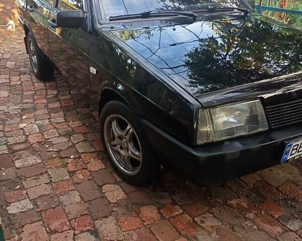 Черный ВАЗ 21099, объемом двигателя 1.6 л и пробегом 150 тыс. км за 3000 $, фото 1 на Automoto.ua